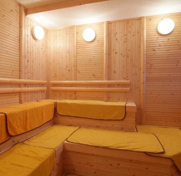 日帰り温泉施設「華のゆ」④ / 4