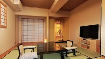 客室内のダイニングエリア / 16