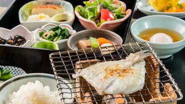 朝食 / 8