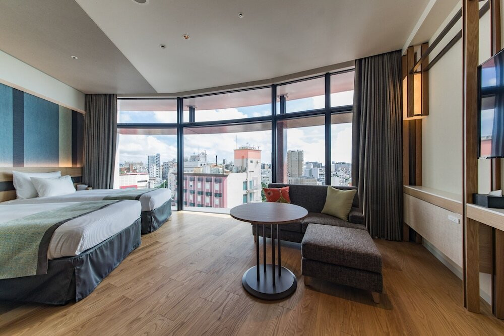 9．ゆったり空間でくつろげるシティホテル『JR九州ホテル　ブラッサム那覇』4378978