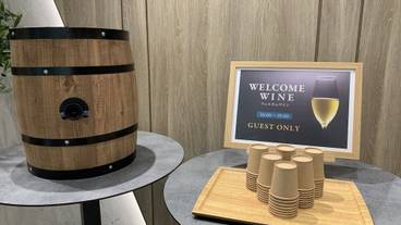 ロビーラウンジ / 9