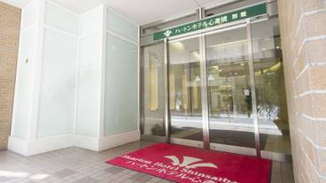 施設の入り口 / 14