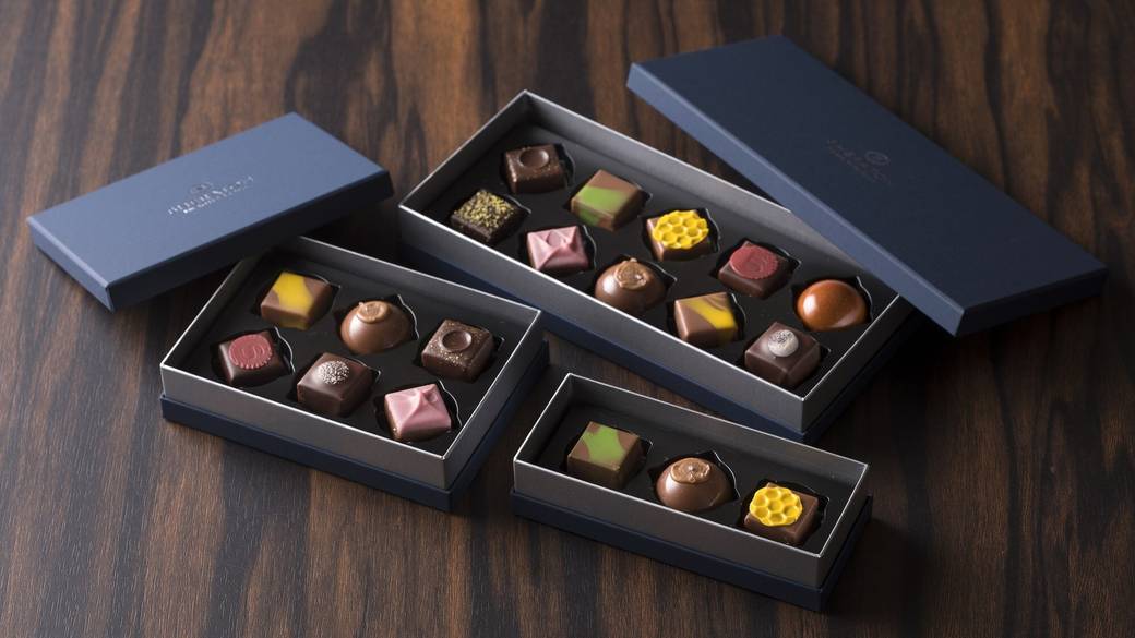 バラエティーショップを見て
チェックアウト / 2