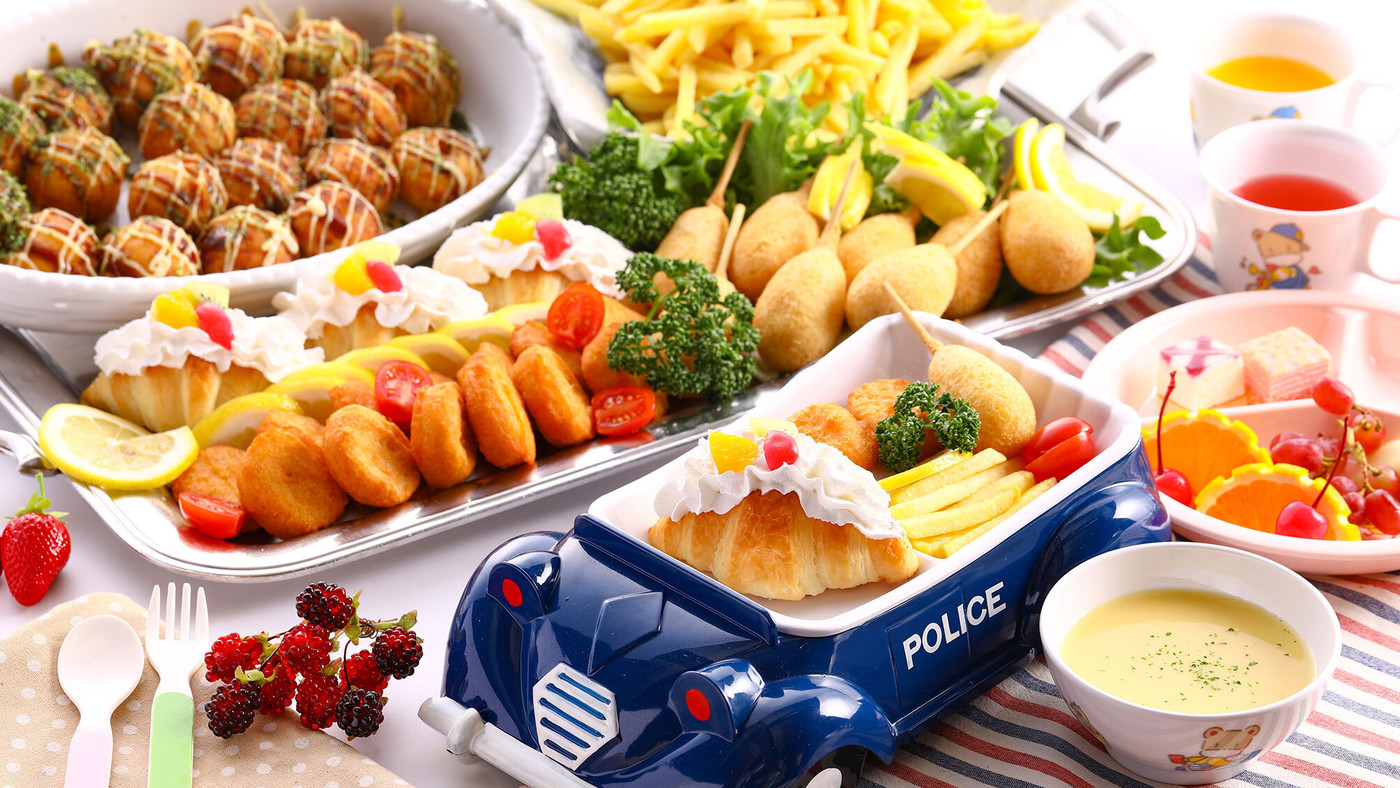 見晴らしのいいキッズプール＆おいしいバイキング料理に親子で大満足♪4056231