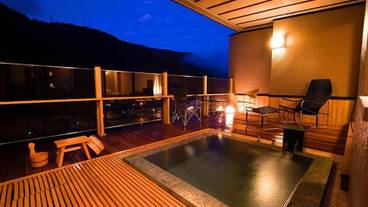 深めの浴槽 / 11