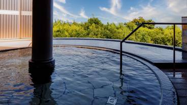 大浴場「満天の湯」露天風呂(昼) / 2