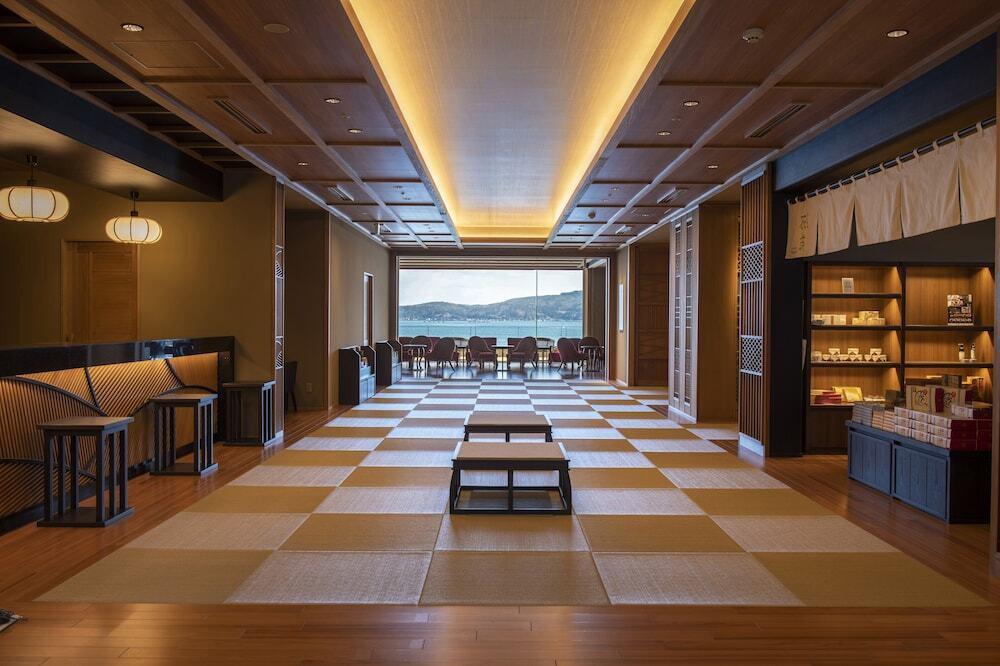 ロビーや客室からオーシャンビューを堪能。和の空間広がる癒し旅館3927068