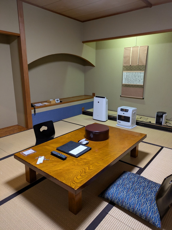 ほぼ使わなかったけど、広いお部屋でした。