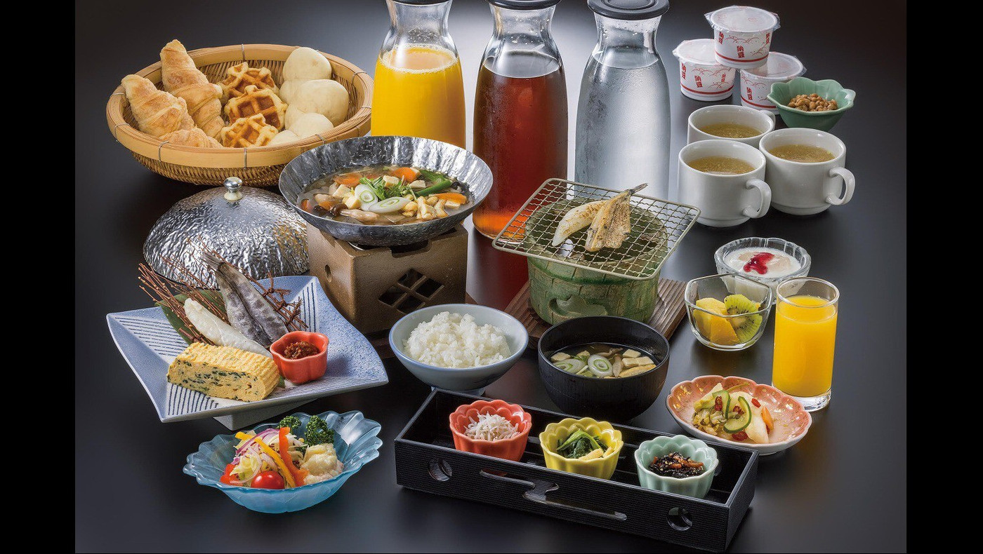 大パノラマのオーシャンビューと地元食材の和定食4011109