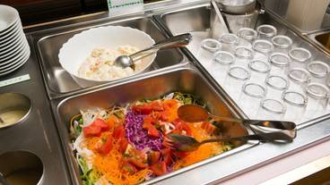 食事・飲み物 / 3