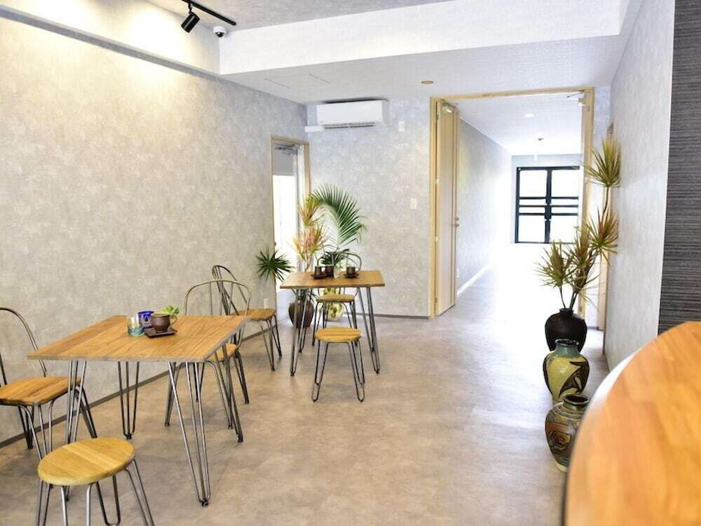 フロント