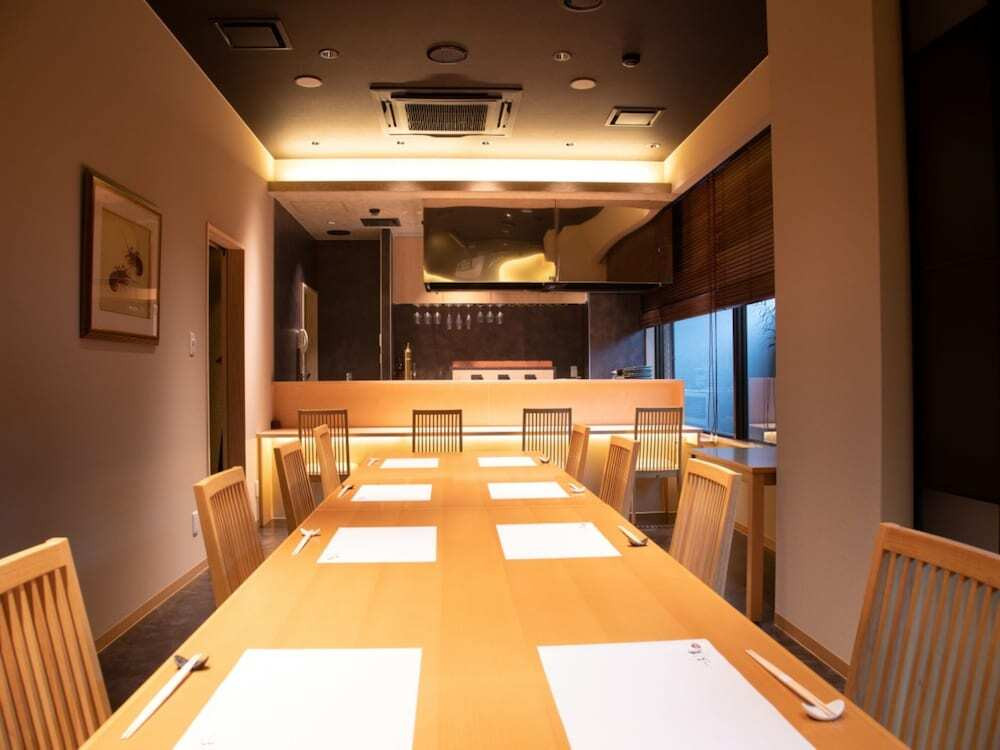 レストラン