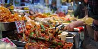焼肉からスイーツまで！大阪・鶴橋コリアタウン「鶴橋商店街」のおいしいもん10選