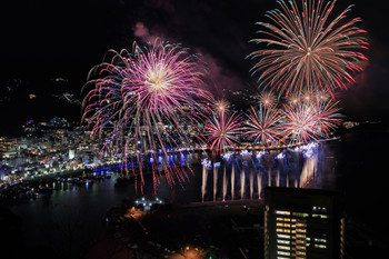 Atami Million Dollar Night View and Sea Fireworks