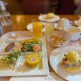 あれもこれも食べたい
目移りしちゃう朝食 / 3