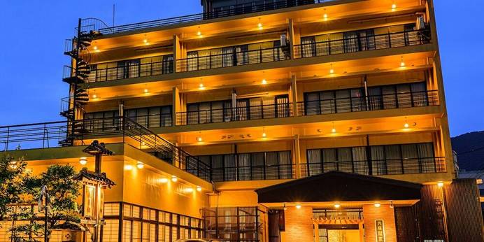 御母手成志の宿 荻原館(長野県 旅館) / 1