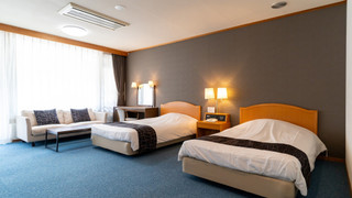 ユニバーサルルーム [和洋室] [禁煙]