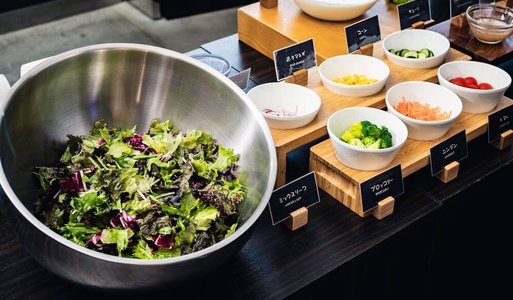 豊富なメニューで
大満足の朝食ブッフェ / 2