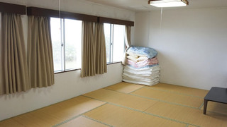 スタンダード ファミリールーム 共用バスルーム 1階 禁煙