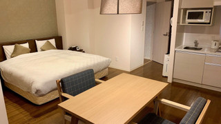 デラックスキングA（シャワーブース ベッドサイズ200㎝ 禁煙 定員2名）