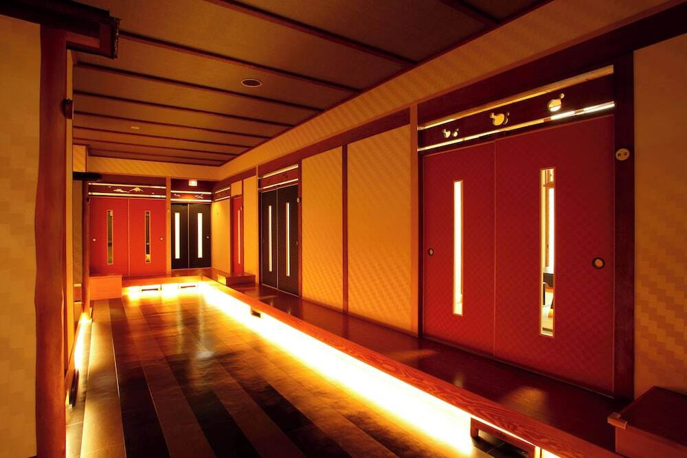 旅館のお食事処