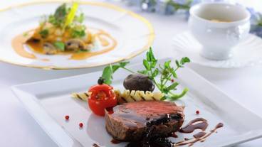 食事・飲み物 / 8