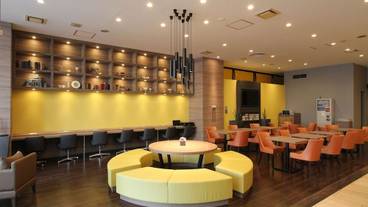 ロビーラウンジ / 4