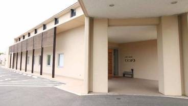 施設の入り口 / 6