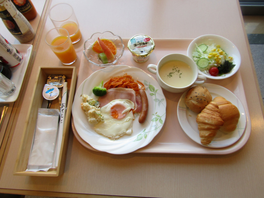 朝食