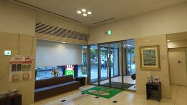 内部エントランス / 2