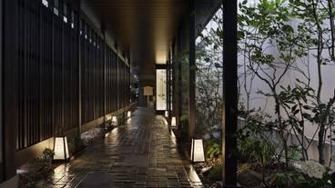 施設の入り口 / 11