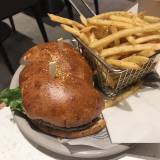 WOLFGANG PUCK PIZZA 大阪国際空港店（ウルフギャングパックピッツア）