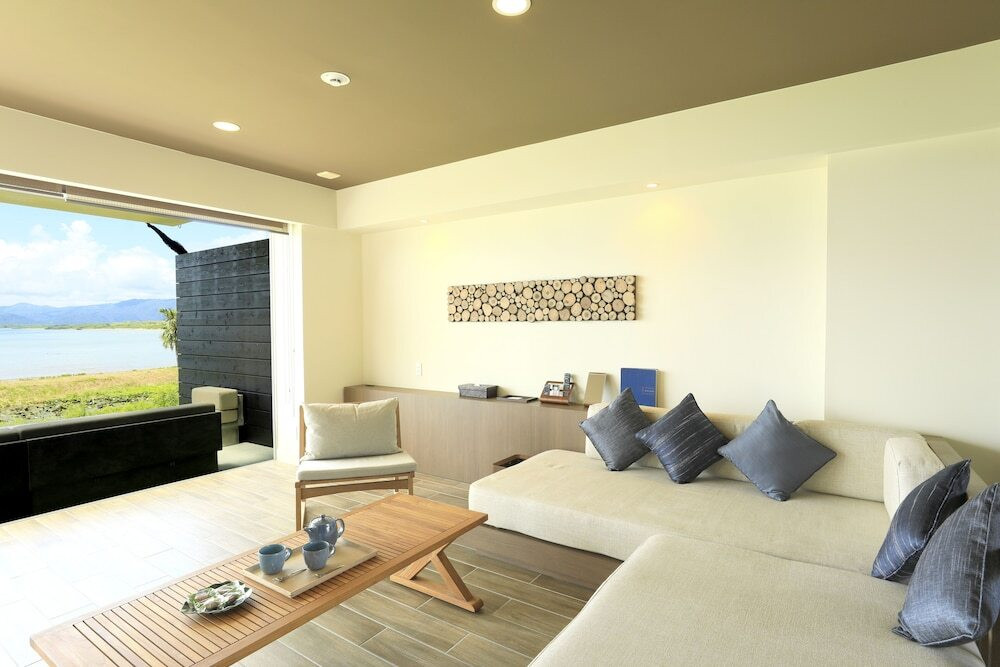 南国のあたたかなムードに包まれて4055563