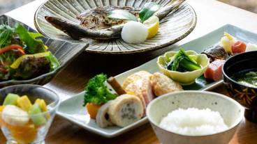 朝食一例 / 7