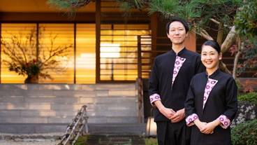 施設の入り口 / 12