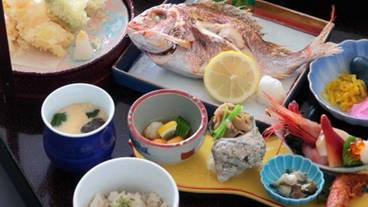 食事・飲み物 / 9