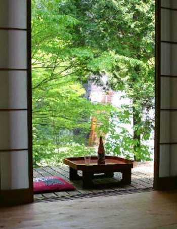 自分で釣った魚を囲炉裏焼きで。ほっこり過ごせる古民家宿3643703