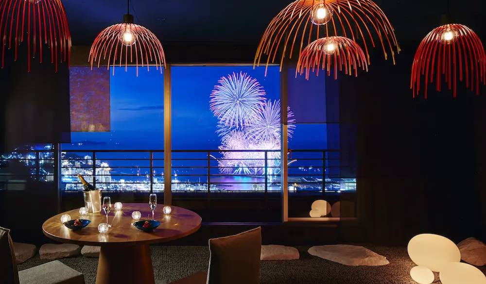 ダイニングでの夕食なら無料で託児所を利用できるので、大人の時間を過ごしたいというカップルにもおすすめです。