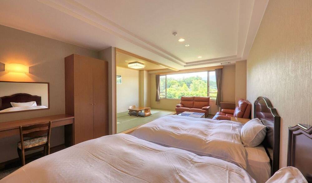 富士山ビュー ジュニアスイート / 4