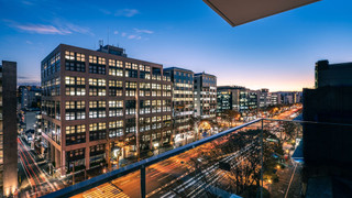 コーナーバルコニーダブルルーム 禁煙 (ラウンジアクセス付)