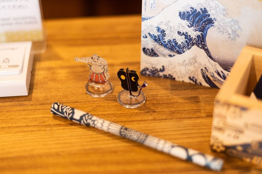 チェックイン / チェックアウト キオスク