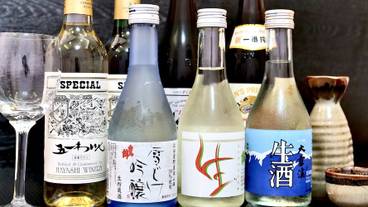 食事・飲み物 / 3