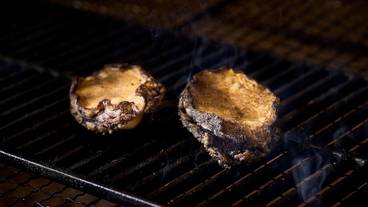 食事・飲み物 / 3