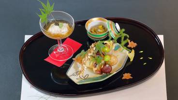 食事・飲み物 / 8