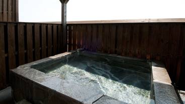 専用スパ浴槽 / 24