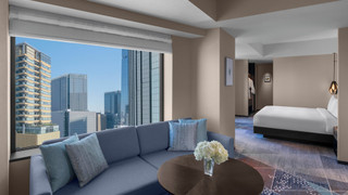 スイート キングベッド 1 台 クラブラウンジ利用可 (Mizu)