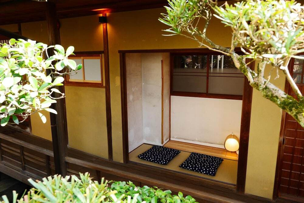 観光スポットの空気そのままに…。アクセス抜群の宿でゆるりと過ごそう4009935