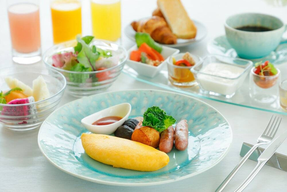 宮古・下地島空港からの無料送迎とシャンパンサービスが嬉しい4246287