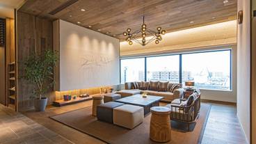 内部エントランス / 3