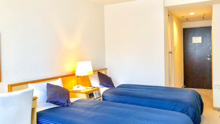 ツインルーム シングルベッド 2 台 禁煙